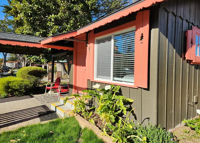 Carmel River Inn & Cottages