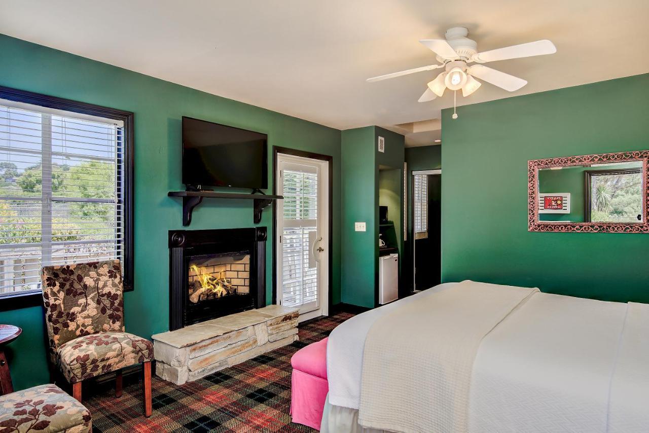 River & Inn 3*