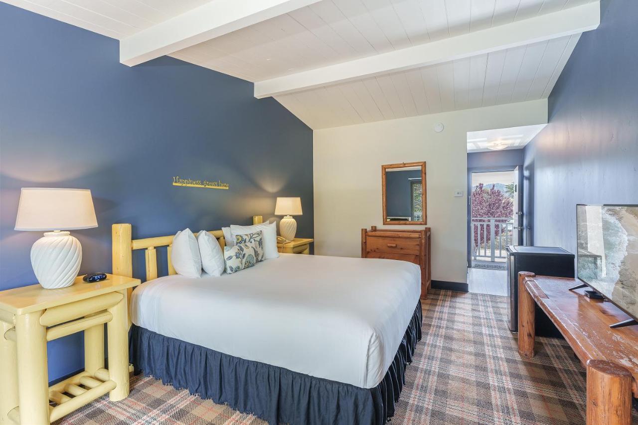 Inn River &